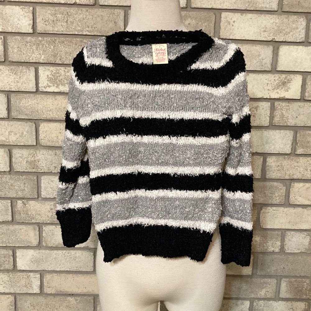 3for$20 FadedGlory (M/7-8) Kids Sweater